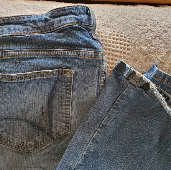 Junior's Arizona 17 Long Flare jeans - Picture 9 of 13